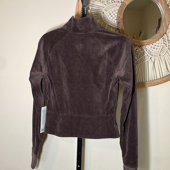 Lululemon Scuba Track Jacket Velvet Cord color Espresso NWT 4 - Picture 2 of 8